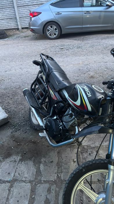 Продам яки qy200