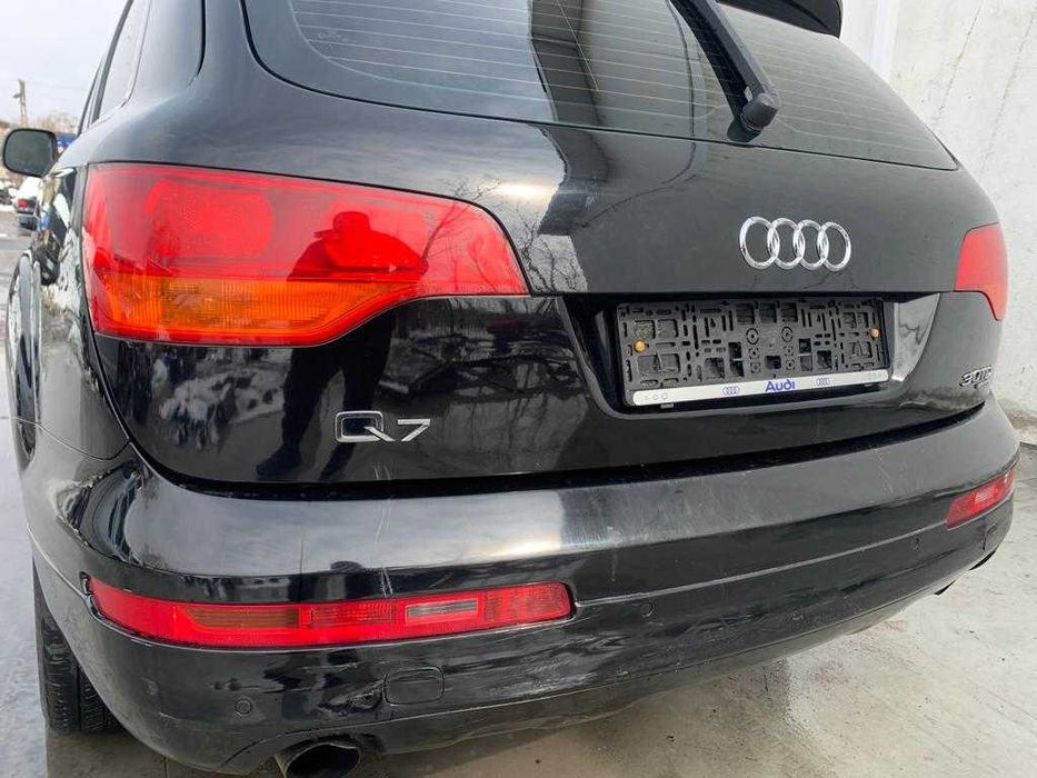 Dezmembrez audi Q7 3.0 tdi BUG/bara fata q7/capota audi q7/far/