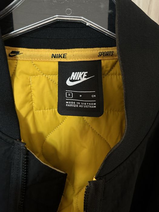 Jacheta nike sport
