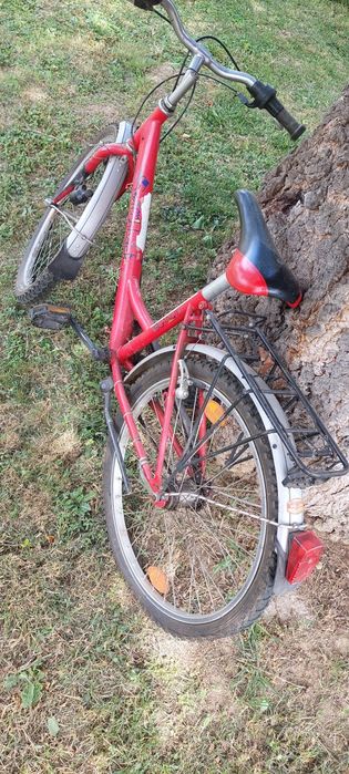 Две колелета 24 цола.