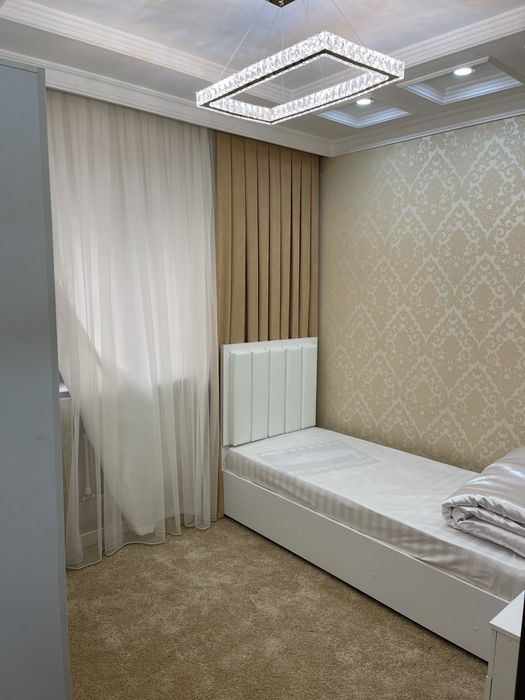 Ц-1, в центре, 4/3/4,