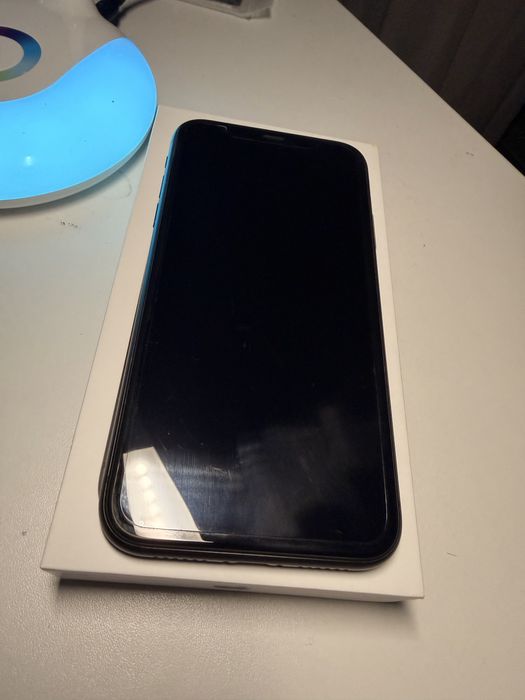 Oferta Limitata iPhone 11 Negru 64GB