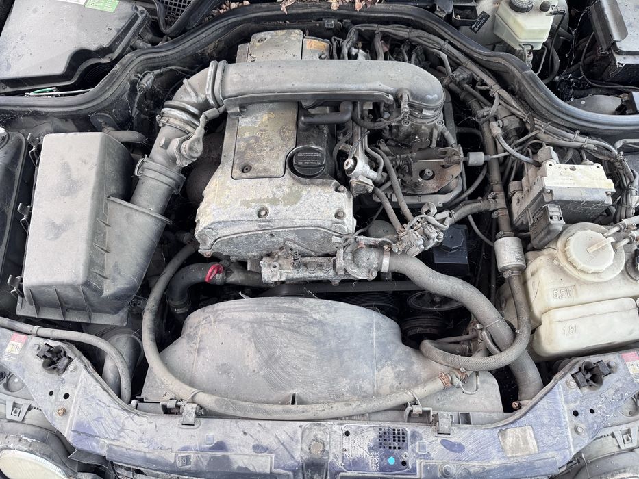 Мерцедес е200 136кс 1999г На Части