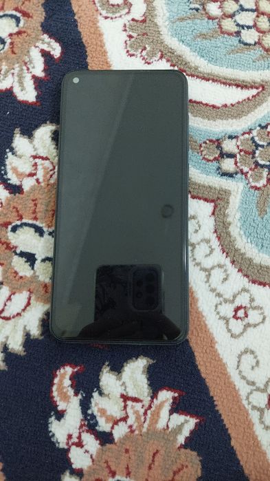 Продаю телефон редми нот 9