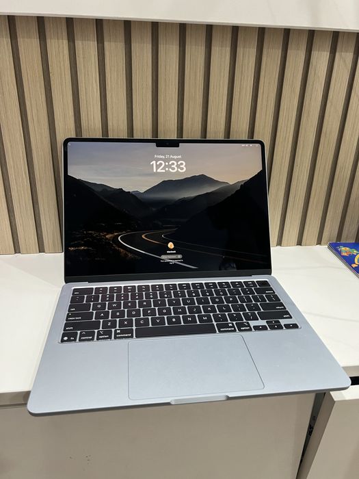 Macbook Air M4, 2025