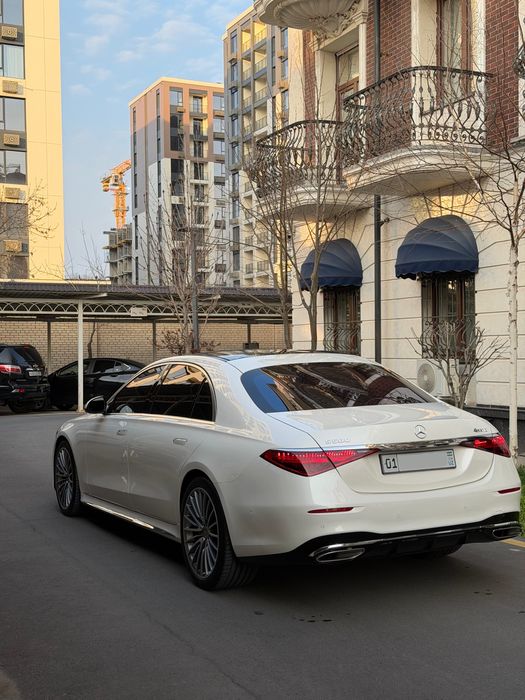 Mercedes-Benz w223 s580 4matic