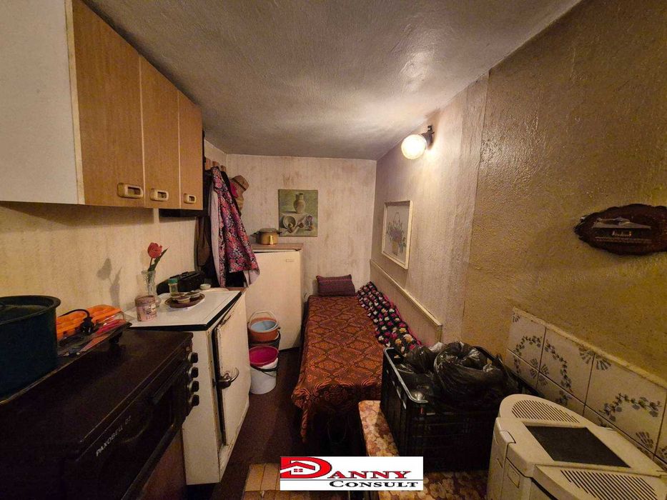 Продава се Къща в Велико Търново, Акация - 35 кв.м за 656 €/кв.м - Снимка #15