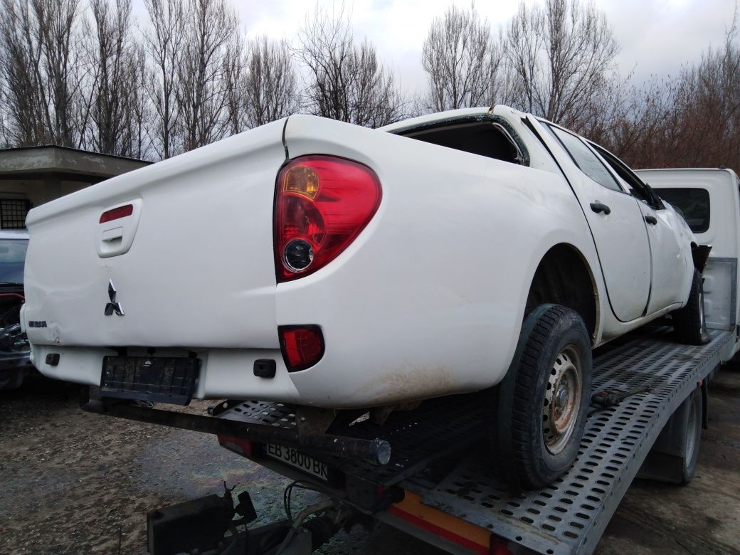 Mitsubishi L200 pickup гр. Габрово Долни Бакойци • OLX.bg