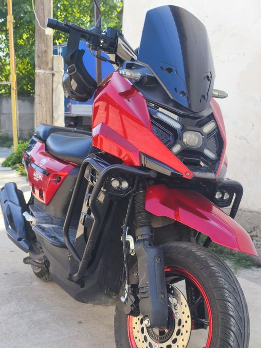 Mototsikl sotiladi