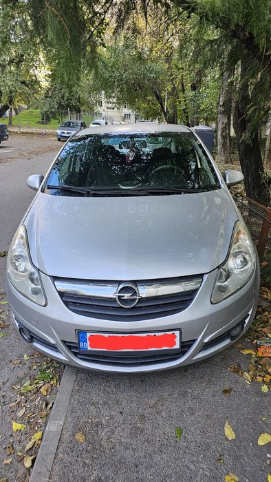 Opel Corsa D anul 2008