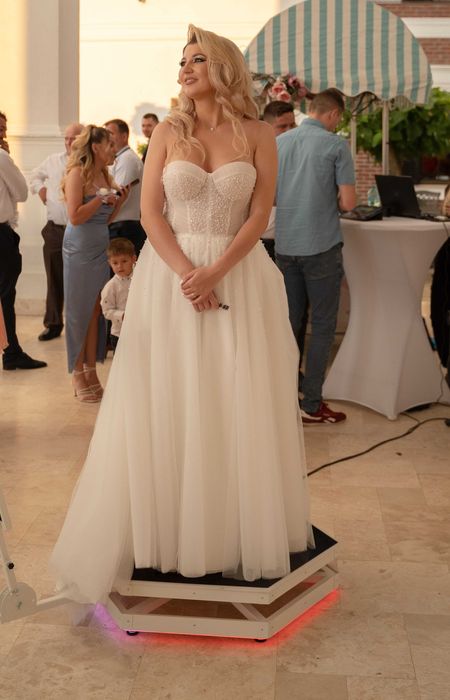 Vand rochie de mireasa
