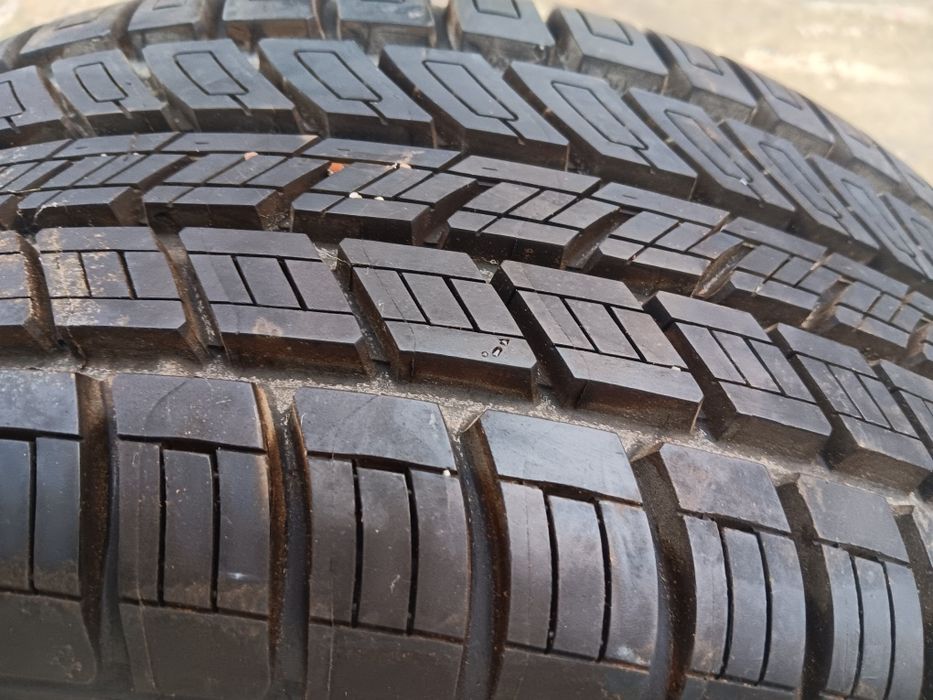 Cauciuc cu janta  195/50/15 marca Michelin