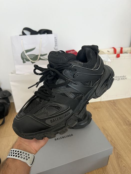 Balenciaga track 44 triple black
