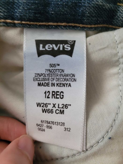 Levis original джинсы на мальчика