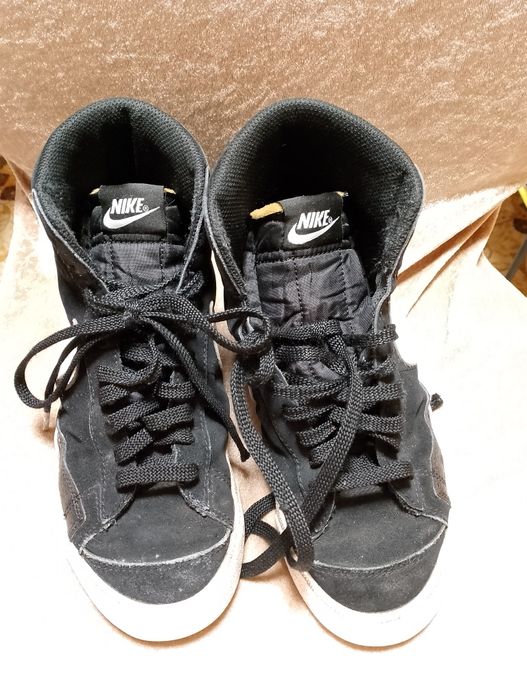 Маратонки Adidas,Nike..