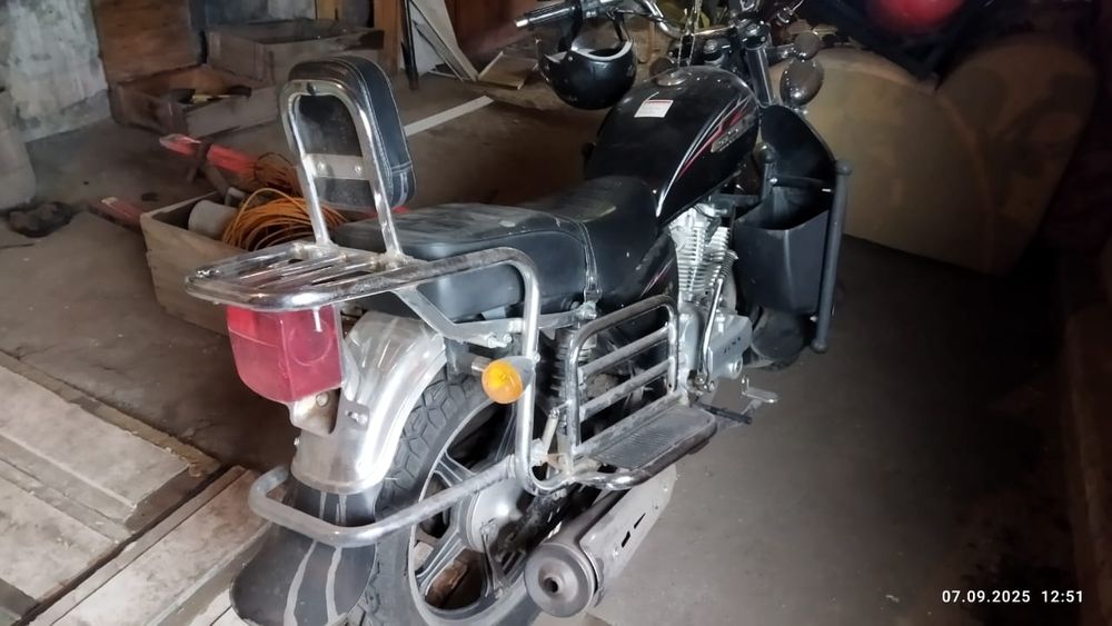 Продам мотоцикл  новый