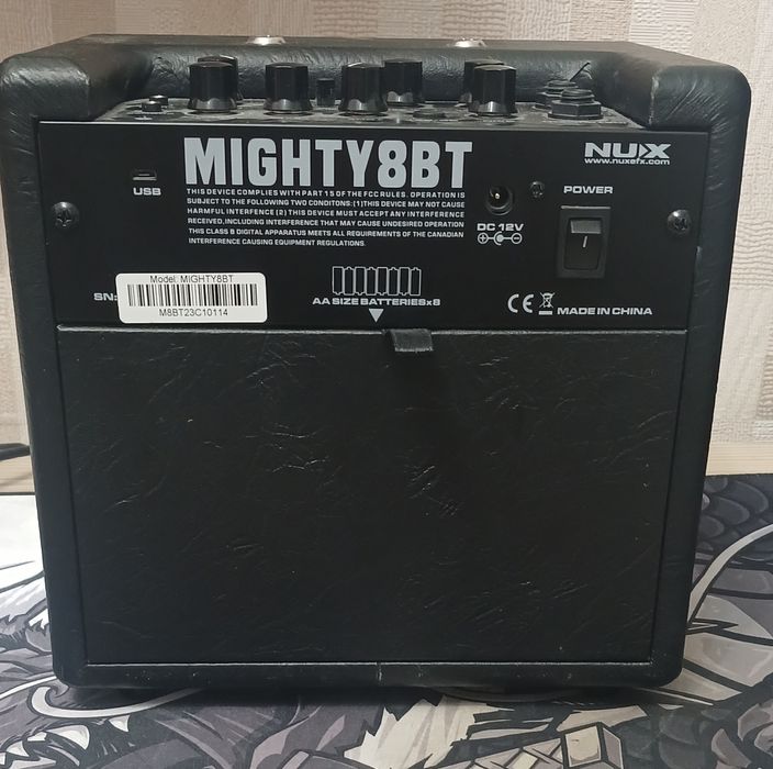 Гитарный комбоусилитель Nux Mighty 8BT