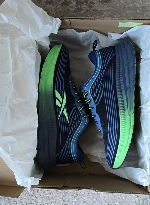 Adidasi Reebok Road Strider