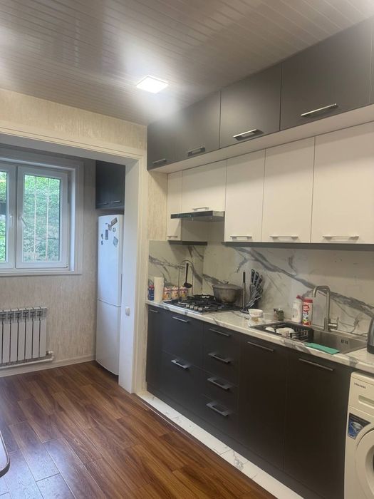 Продам квартира 4 ком Юнисабад Д2