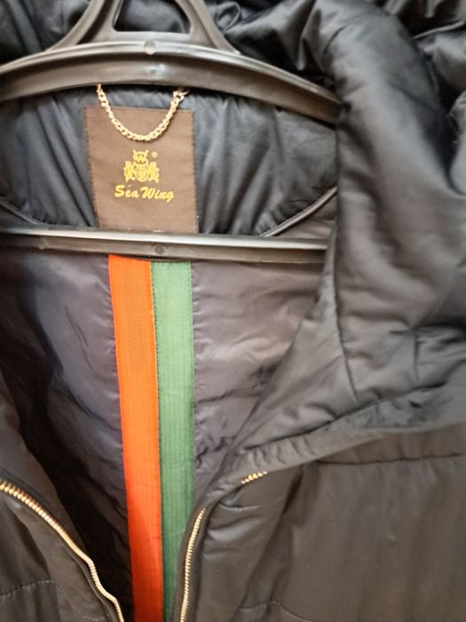 Продам зимнюю куртку