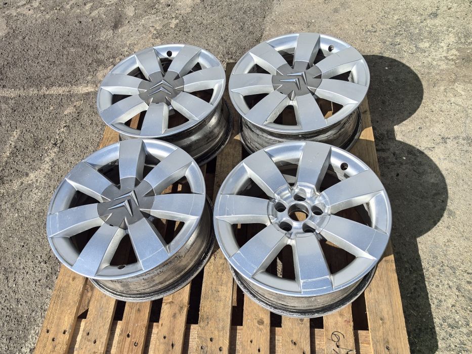 16 цола 5 х 98 мм Ситроен Ц8 / Пежо 807 / Ланча Федра и други