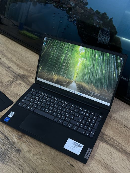 Ноутбук Lenovo