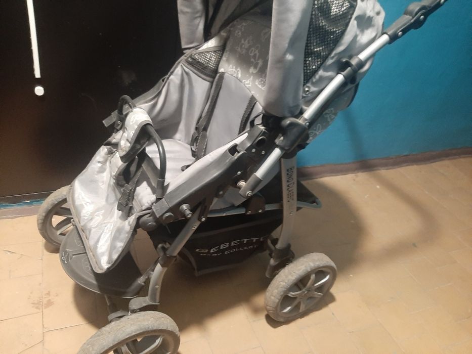 Детская коляска . продам.