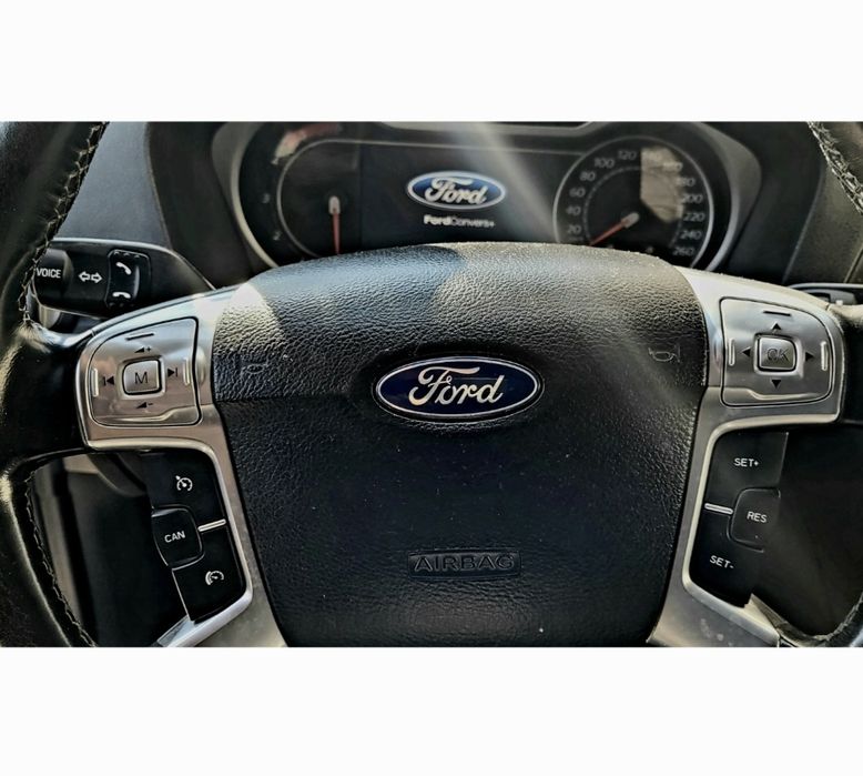 Ford Mondeo ultra full !