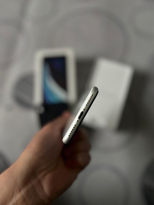 Айфон се iphone se 64гб