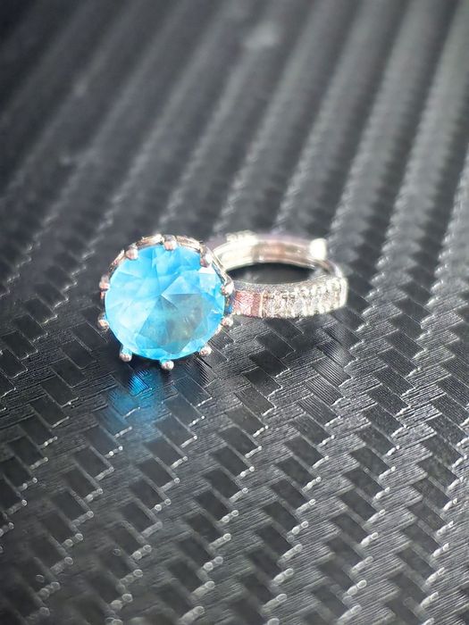 Нежни обеци Blue Triumph