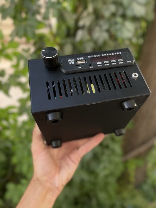 Усилитель 2 канальный с блоком питания на борту, подключил и слушай!!!