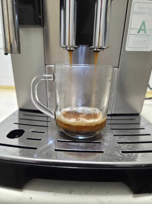 Espressor Automat DeLonghi PrimaDonna S ECAM 26.455 Aparat Cafea Boabe