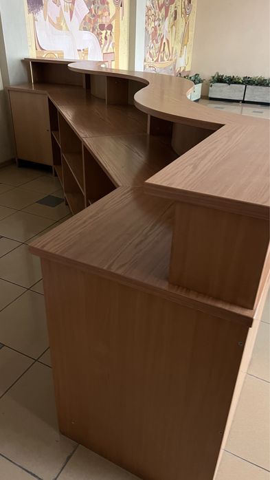 Продается рабочее место на ресепшн
