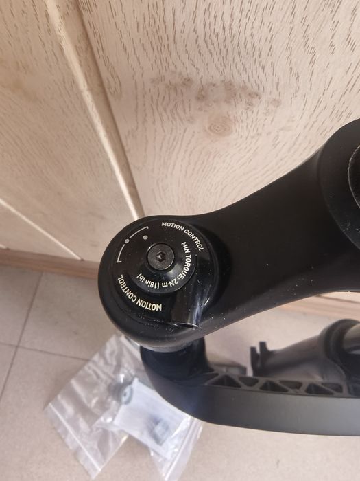 Вилка RockShox Revelation RC Debon Air 29''140mm 15x110mm Boost Remote