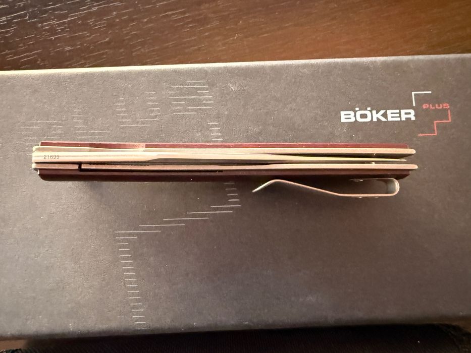 Cutit Boker Urban Trapper - nou in cutie