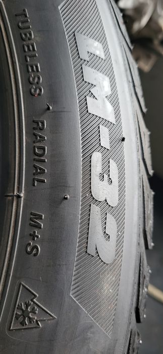 4 anvelope 195 50 16 bridgestone set de iarna 7,7mm