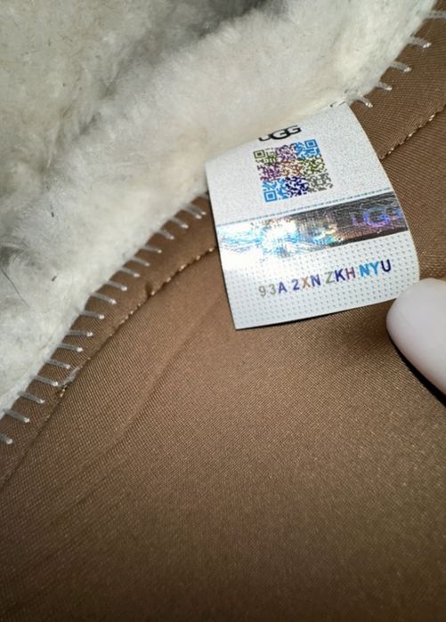 Ugg Mini Dipper marimea 38