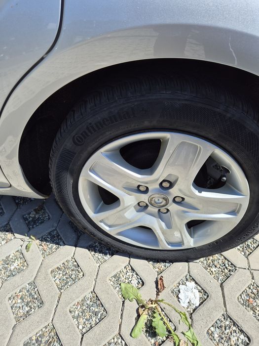 vînd ford focus an 2011