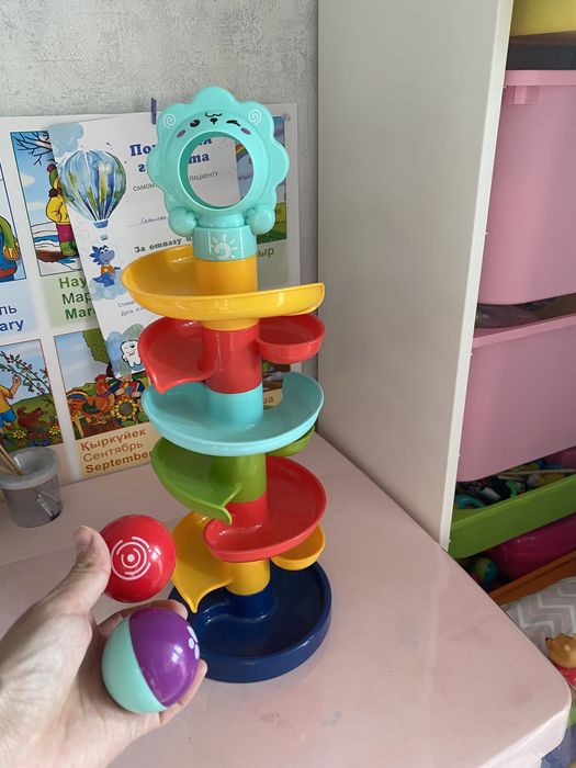 Игрушка пирамидка