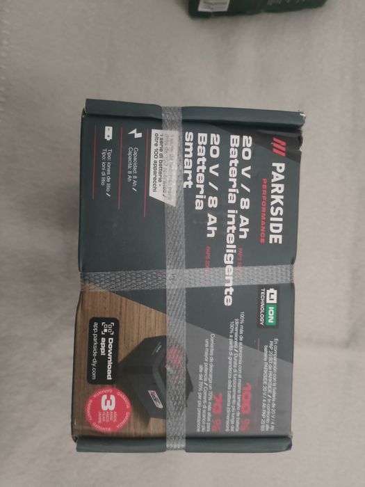 De vânzarea bateri parksaide