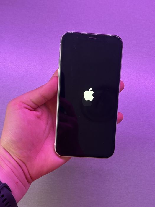 iPhone XR alb -64 Gb /face ID bun -bateria 90 original !