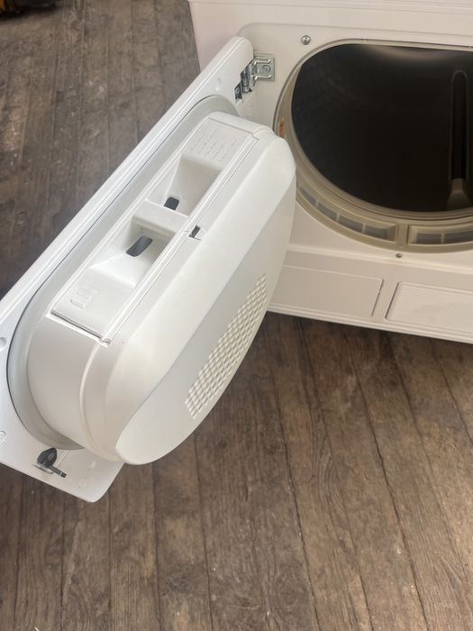 Професионална сушилня  MIELE PT5135C