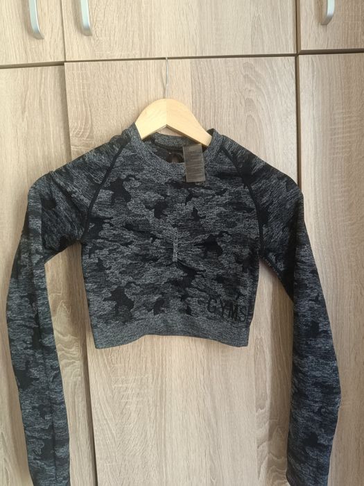 Gym shark спортен топ