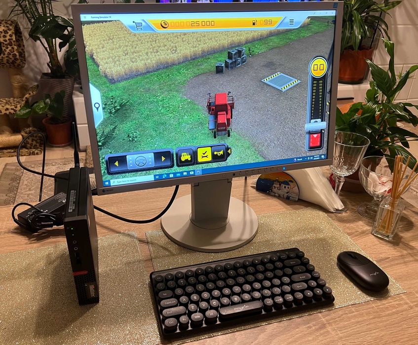 Sistem Lenovo mic I3 7300T, 16Gb 256 SSD Wi Fi LCD 22 inchi tast mouse