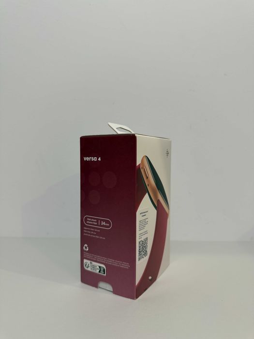Fitbit Versa 4 smartwatch, sigilat in cutie