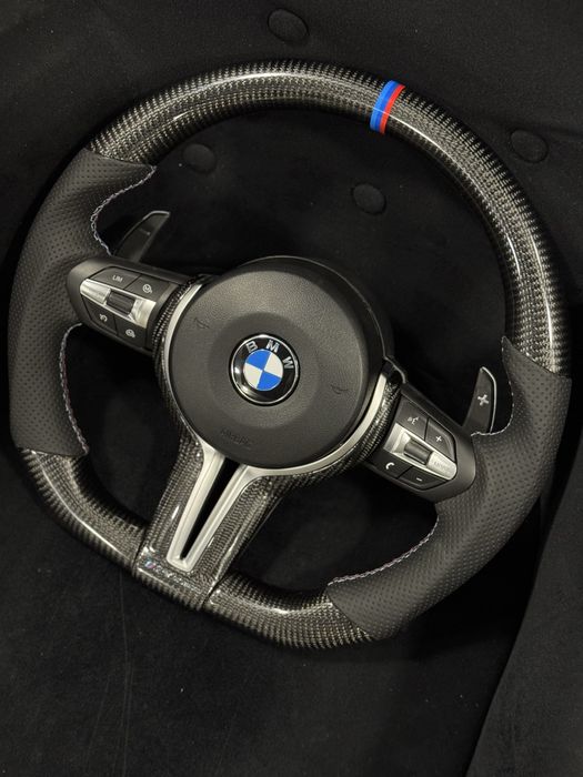 Бмв рули оригинал карбон !! Аирбак рабочий в наличии  bmw rul original