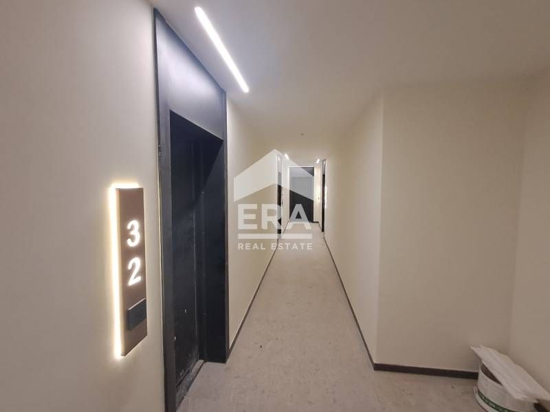 Продава се Двустаен апартамент в Варна, Левски - 69 кв.м за 1299 €/кв.м - Снимка #5