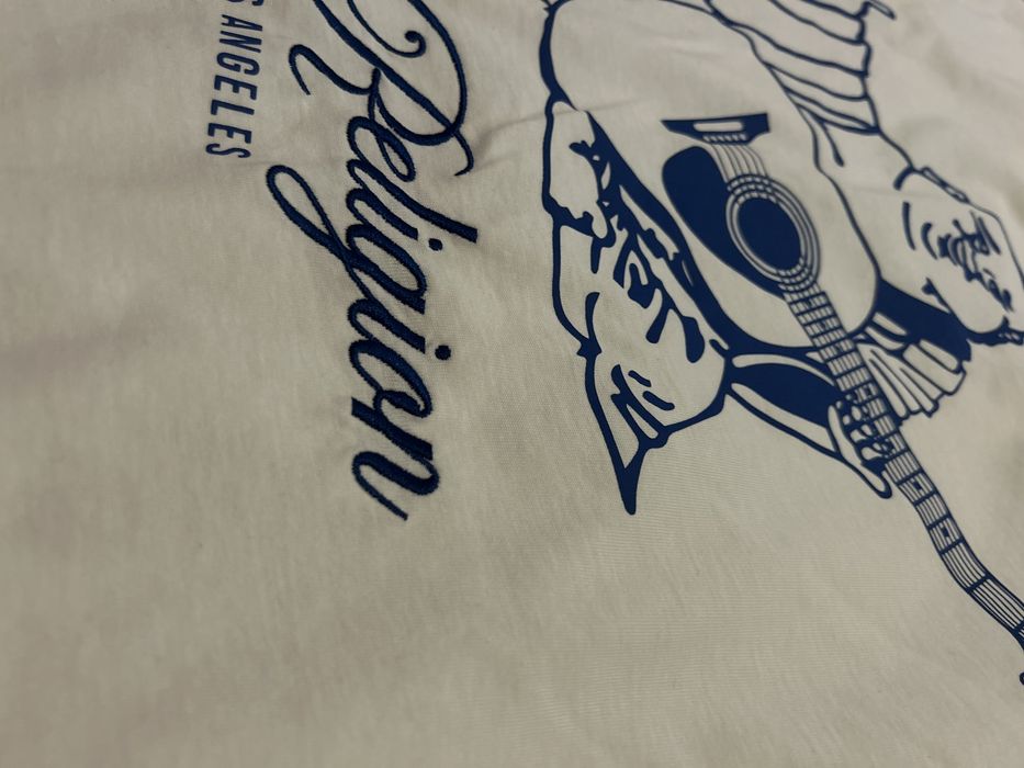 Tricou True reilgion