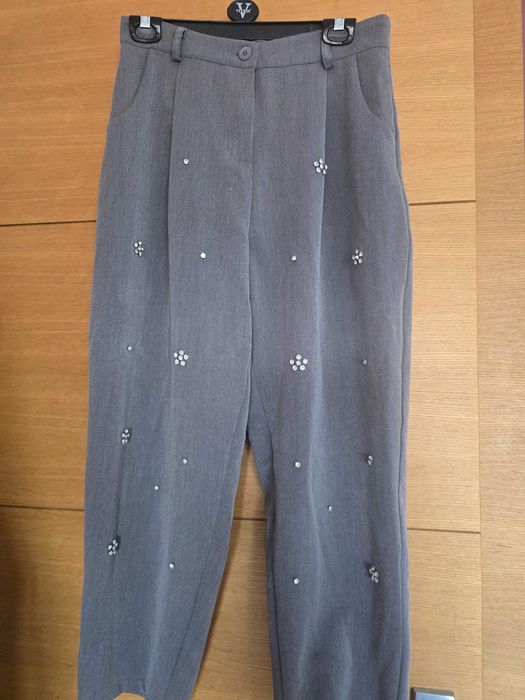 Дамски сив панталон, размер М