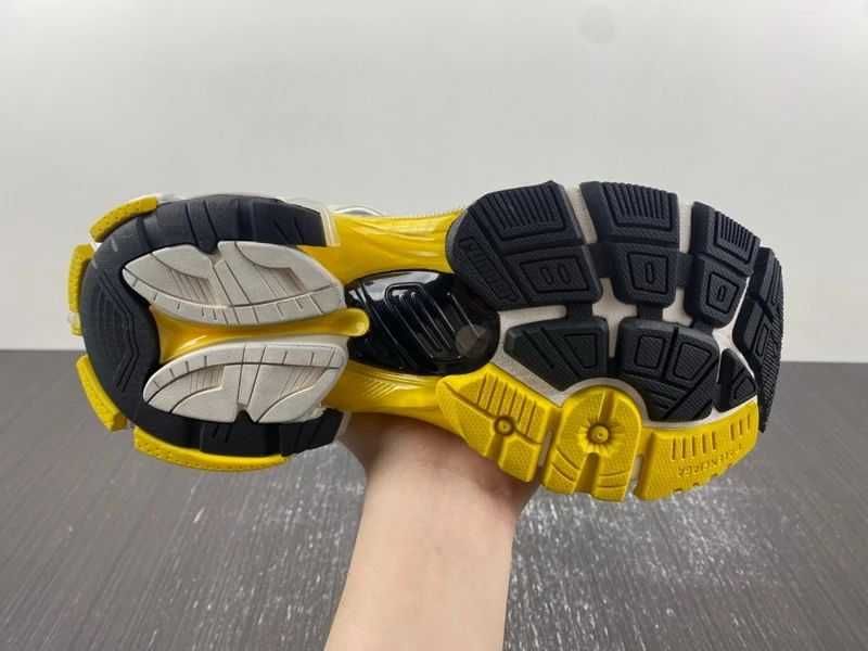 Balenciaga Track 7 - Black/Mustard
